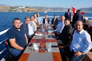 MUHTARLAR GÜNÜ VE DENİZCİLER DERNEĞİ 50. YILI KUTLANDI