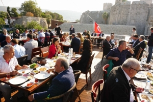 MUHTARLAR GÜNÜ VE DENİZCİLER DERNEĞİ 50. YILI KUTLANDI