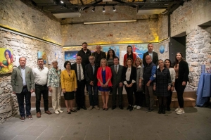 ‘LARA ŞARKILARI RESİM SERGİSİ’ SANATSEVERLERLE BULUŞTU