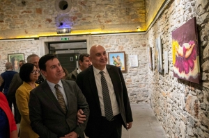 ‘LARA ŞARKILARI RESİM SERGİSİ’ SANATSEVERLERLE BULUŞTU