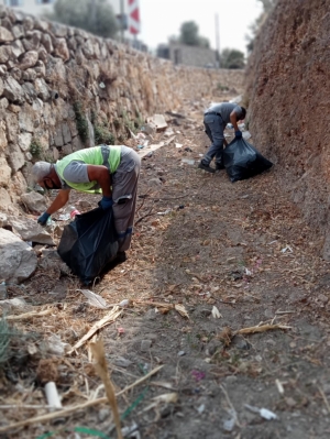 DERE YATAKLARINDAN 485 TORBA ÇÖP TOPLANDI
