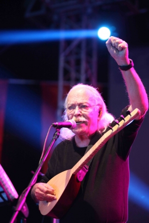 CUMHURİYET COŞKUSU MOĞOLLAR İLE BAŞLADI