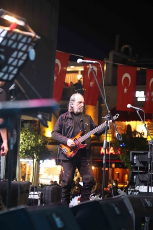 CUMHURİYET COŞKUSU MOĞOLLAR İLE BAŞLADI