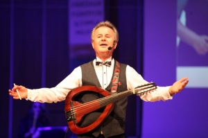 “KONUŞAN ŞARKILAR” BODRUM TEMASIYLA SAHNELENDİ