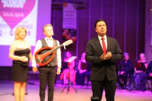 “KONUŞAN ŞARKILAR” BODRUM TEMASIYLA SAHNELENDİ