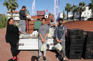 BODRUM BELEDİYESİ ÜRETİCİYE DESTEK OLMAYA DEVAM EDİYOR