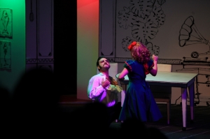 “KOCASINI PİŞİREN KADIN” OYUNUNUN GALASI YAPILDI