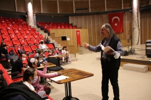 BODRUM`DA DÜNYA ÇOCUK KİTAPLARI HAFTASI ETKİNLİĞİ DÜZENLENDİ