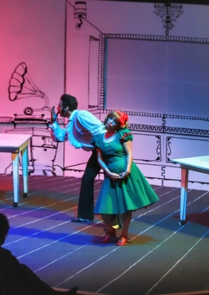 BODRUM BELEDİYESİ ŞEHİR TİYATROSU OYUNLARI SALONU DOLDURMAYA DEVAM EDİYOR