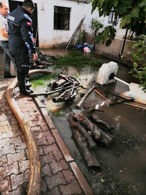 BAŞKAN ARAS “GEÇMİŞ YILLARDAKİ GİBİ SU TAŞKINLARI YAŞANMIYOR”