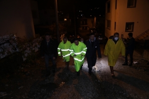 BAŞKAN ARAS, SU TAŞKINI YAŞANAN BÖLGELERDE