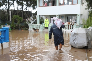 BODRUM'DA EKİPLER, SU TAŞKINLARINA KARŞI TEYAKKUZDA