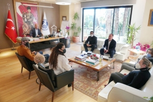 TATLITUĞ ÇİFTİNDEN BODRUM`DA ANLAMLI DESTEK