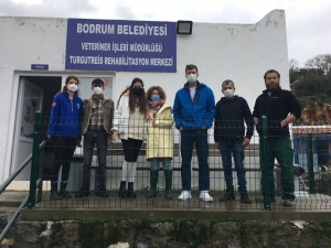 TATLITUĞ ÇİFTİNDEN BODRUM`DA ANLAMLI DESTEK