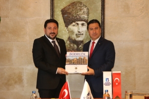 BODRUM İŞ İNSANLARI DERNEĞİ, BAŞKAN ARAS’I ZİYARET ETTİ