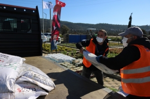 BODRUM BELEDİYESİ ÜRETİCİLERİN YANINDA