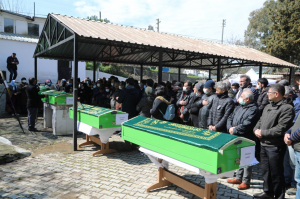 EBRU TURAN VE ÇOCUKLARI BODRUM’DA TOPRAĞA VERİLDİ