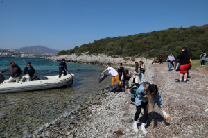 BİTEZ’DE KIYI TEMİZLİĞİ YAPILDI