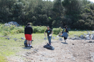 BİTEZ’DE KIYI TEMİZLİĞİ YAPILDI