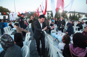 MAHALLE SAKİNLERİ İFTARDA BULUŞTU