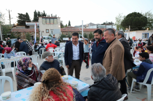 BAŞKAN ARAS, İFTARI DEREKÖY’DE VATANDAŞLARLA BİRLİKTE AÇTI