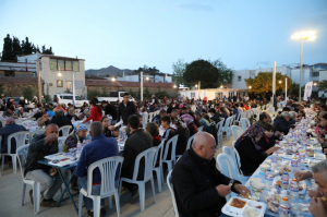 BAŞKAN ARAS, İFTARI DEREKÖY’DE VATANDAŞLARLA BİRLİKTE AÇTI