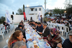 BAŞKAN ARAS, İFTARI DEREKÖY’DE VATANDAŞLARLA BİRLİKTE AÇTI