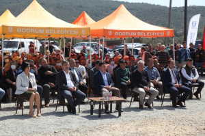 KARAOVA’DA ÜRETİCİYE 142 BİN HİBE FİDE DAĞITILDI