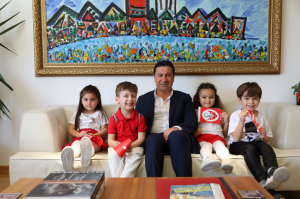 OKUL ÖNCESİ ETKİNLİK MERKEZİ’NDE 23 NİSAN COŞKUYLA KUTLANDI