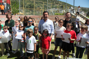 “ÇOCUK ŞENLİĞİ” UMURÇA PARKI`NDA COŞKU İLE KUTLANDI