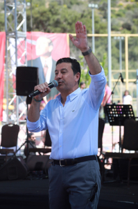 “ÇOCUK ŞENLİĞİ” UMURÇA PARKI`NDA COŞKU İLE KUTLANDI