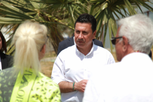 BAŞKAN ARAS MAHALLE ZİYARETLERİNE DEVAM EDİYOR