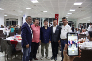 BAŞKAN ARAS, STK VE BASIN MENSUPLARI İLE İFTARDA BULUŞTU
