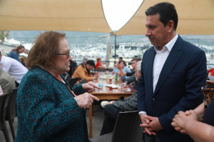 BODRUM İLÇE PROTOKOLÜ HALKLA BAYRAMLAŞTI