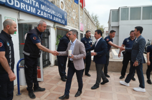 BODRUM İLÇE PROTOKOLÜ HALKLA BAYRAMLAŞTI