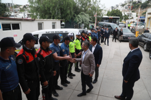 BODRUM İLÇE PROTOKOLÜ HALKLA BAYRAMLAŞTI