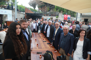 BODRUM İLÇE PROTOKOLÜ HALKLA BAYRAMLAŞTI