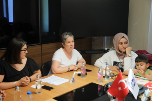 BAŞKAN ARAS KADIN MAHALLE SÖZCÜLERİ İLE BULUŞTU