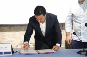 MİSYON SÖZLEŞMESİ, BAŞKAN ARAS TARAFINDAN İMZALANDI