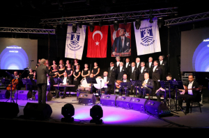BELEDİYE KOROSUNDAN MUHTEŞEM KONSER