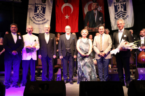 BELEDİYE KOROSUNDAN MUHTEŞEM KONSER