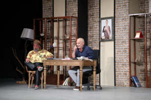 “YALANCI ARANIYOR” OYUNUNUN GALASI YAPILDI