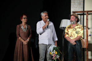 “YALANCI ARANIYOR” OYUNUNUN GALASI YAPILDI