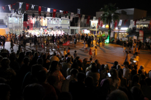 BÜYÜK ZAFERE YAKIŞIR KUTLAMA