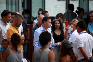 BAŞKAN ARAS, MAHALLE ZİYARETLERİNE DEVAM EDİYOR