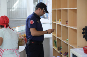 OKULLARIN KANTİN VE YEMEKHANELERİ DENETLENİYOR