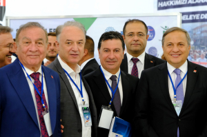 BAŞKAN ARAS ÜÇÜNCÜ İKLİM BULUŞMASINA KATILDI