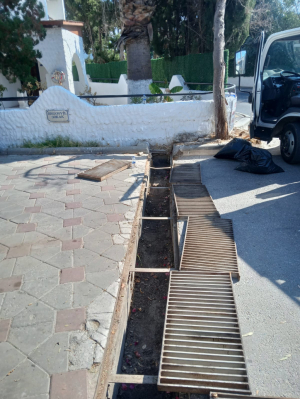 BELEDİYE EKİPLERİ YAĞMUR HATLARINDA