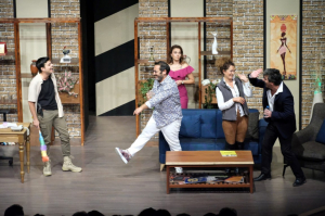 BELEDİYE ŞEHİR TİYATROSU HER HAFTA KAPALI GİŞE