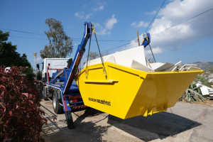 MOLOZ ATIK KONTEYNERLERİ DEVREYE GİRDİ